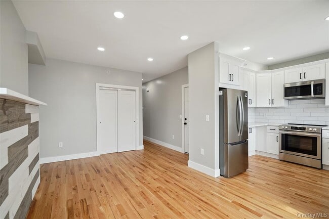 Foto del edificio - 405 Grand St