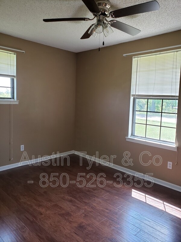 Foto del edificio - 4605 Highway 273