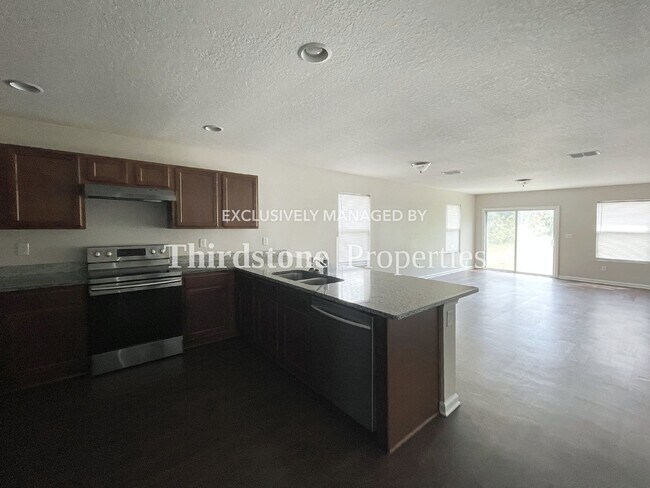 Foto del edificio - 8166 Ocala Ave, Jacksonville, FL 32220