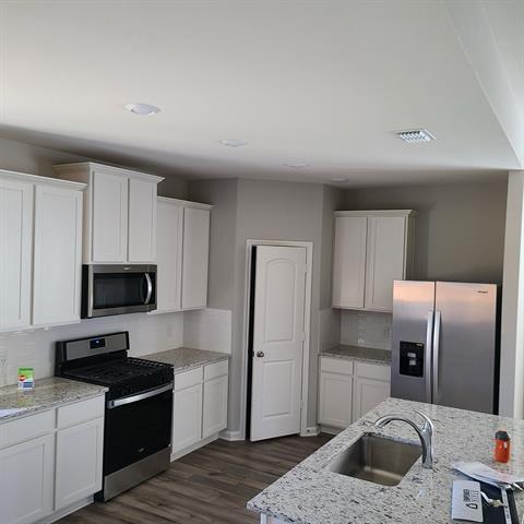Foto del edificio - 517 Harbor Oaks Dr