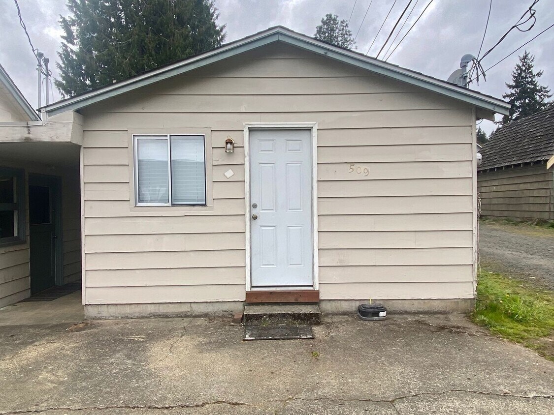 509 N 5th St, Shelton, WA 98584 House Rental in Shelton, WA