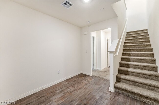 Foto del edificio - 6820 Alpine White Ct