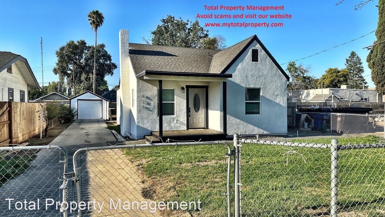 Primary Photo - 3 br, 2 bath House - 625 E. Kern Ave.