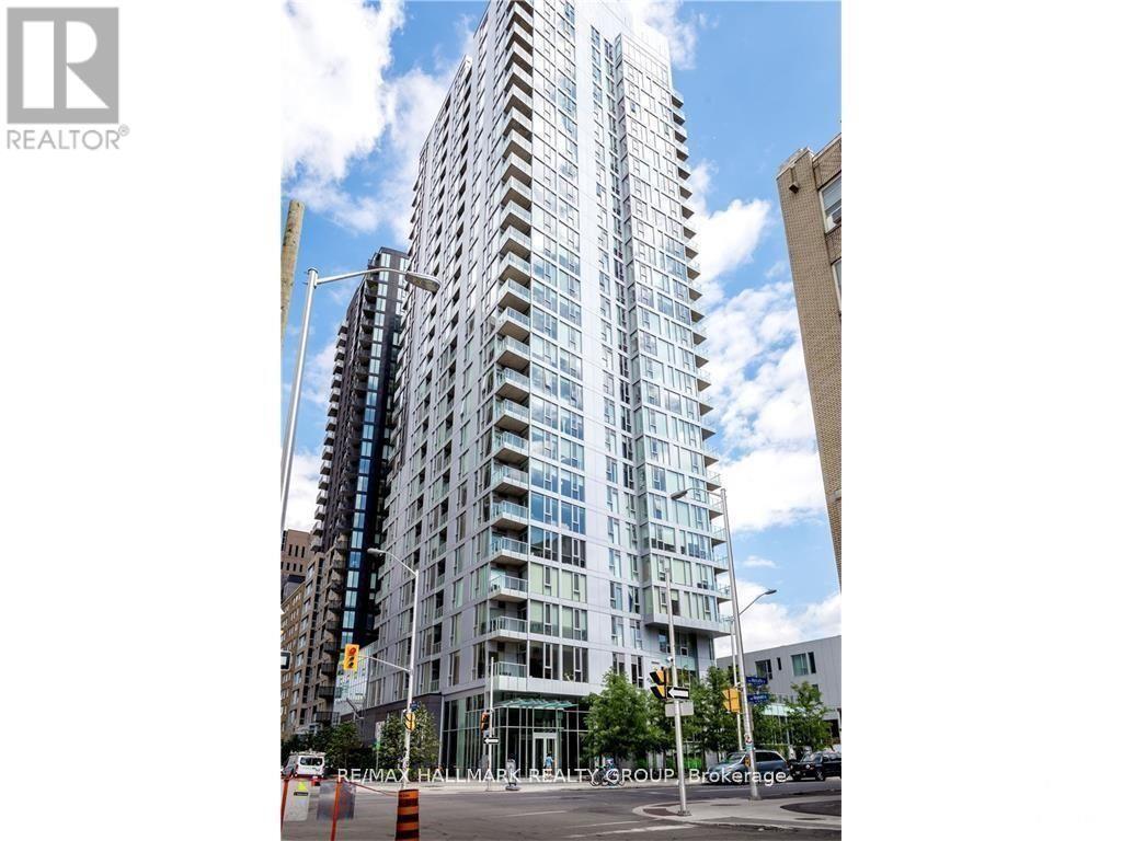 Primary Photo - 179-179 Metcalfe St