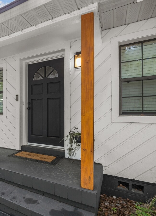 Building Photo - 23971 NW 189th Ave