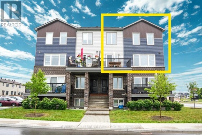 Building Photo - 102-102 Chakra St