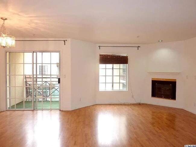 Building Photo - 1131 Campbell St