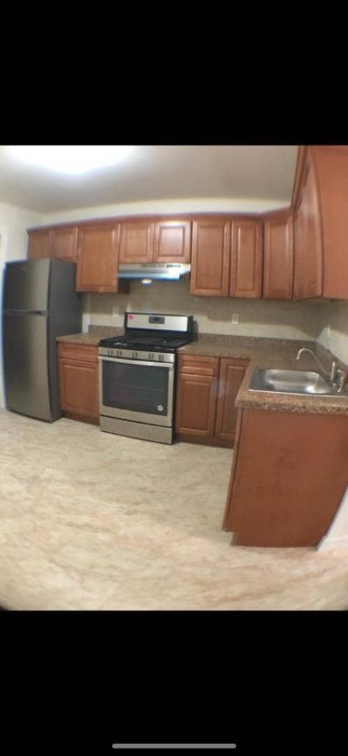 Building Photo - 145 Voss Ave