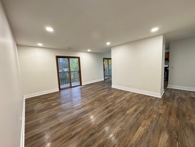 Foto del edificio - 420 Heine Ave