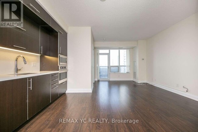 Building Photo - 2 Anndale Dr