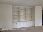 Primary Photo - 301 E Genesee St