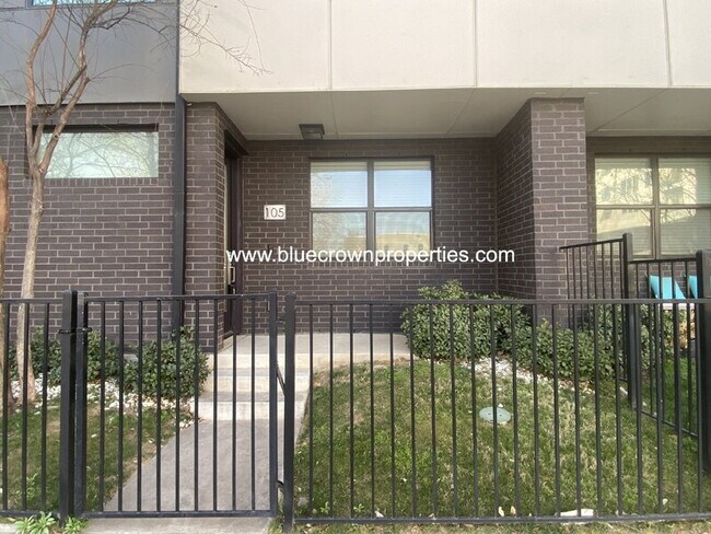 Foto del edificio - 1625 Hickory St