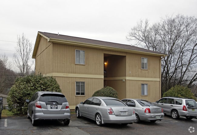 Building Photo - Evergreen Terrace