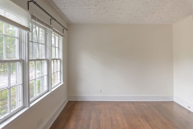 Foto del edificio - 1501-1503 S Gadsden St