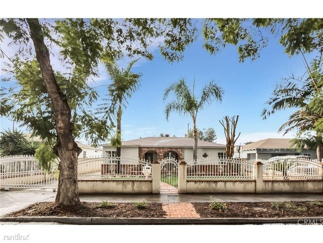 Foto del edificio - 2 br, 2 bath House - 222 E Pomona St