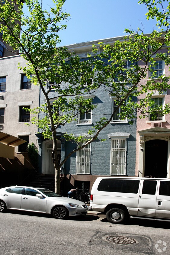 Foto del edificio - 208 W 15th St