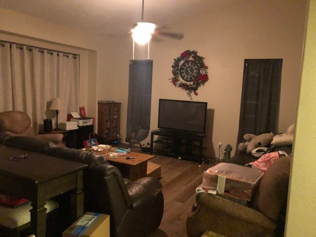 Foto del edificio - 8984 N Clover Way