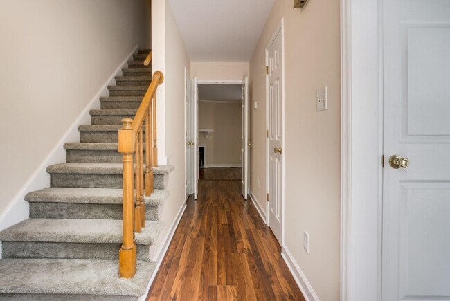 Foto del edificio - 3408 Jayne Ln NW