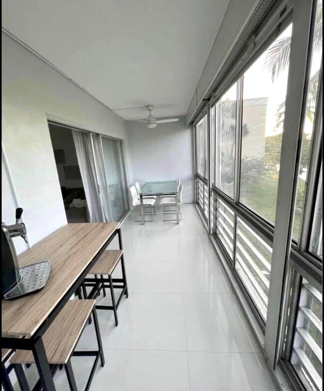 Building Photo - 209 Waterway Dr S