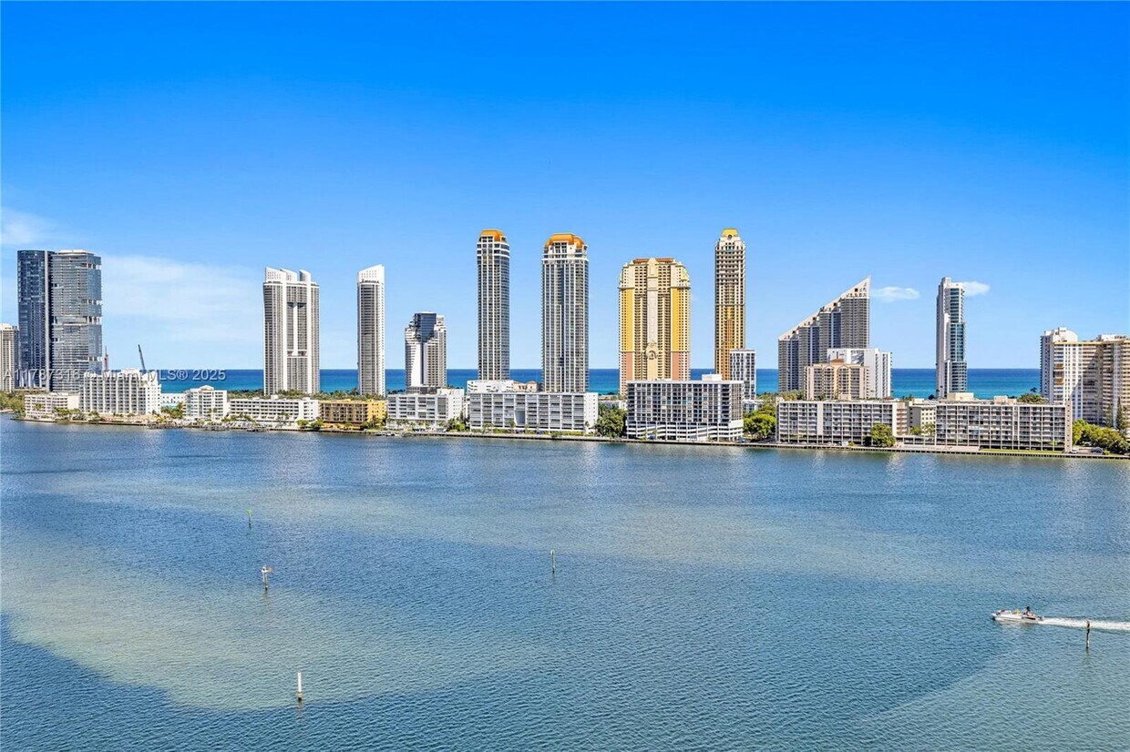 Primary Photo - 2600 Island Blvd