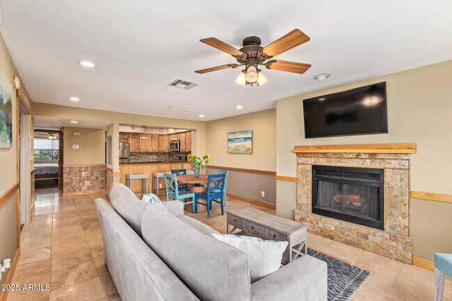 Foto del edificio - 10080 E Mountainview Lake Dr