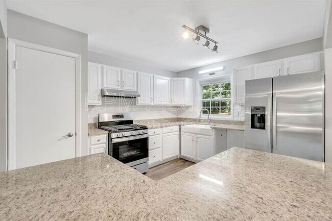 Foto del edificio - 2966 Fern Valley Dr SW