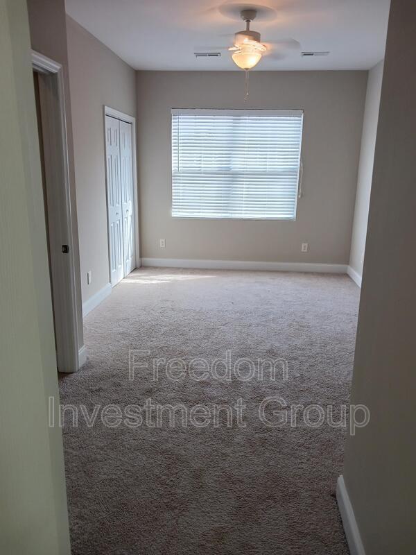 212 Brownstone Way, Loudon, TN 37774 Condo for Rent in Loudon, TN