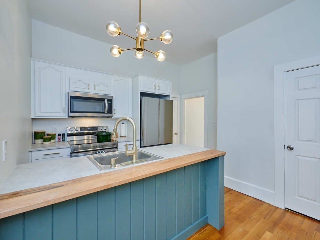 Primary Photo - 546 E 5th St