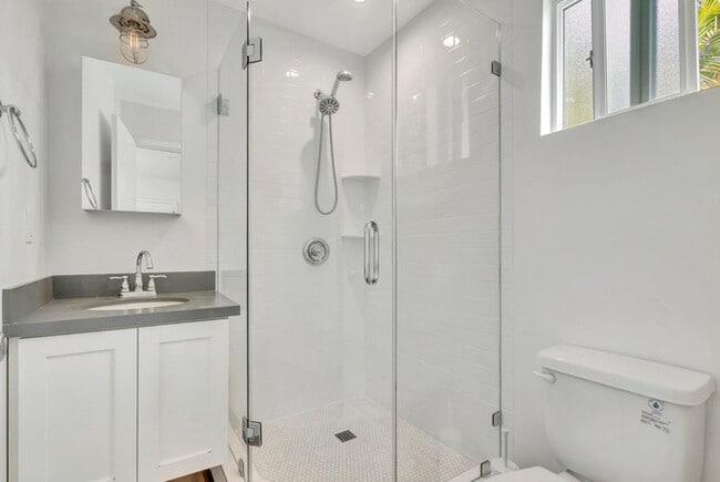 Building Photo - Updated 3BR Home with Pool & Detached ADU on Quiet Tree-Lined Street in Tarzana