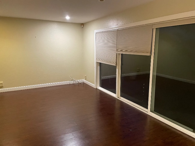 Building Photo - 22220 Homestead Rd