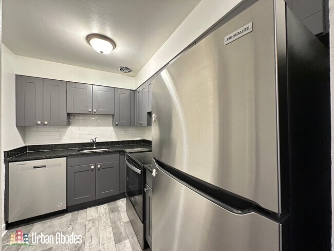 Foto del edificio - 672 W Sheridan Rd