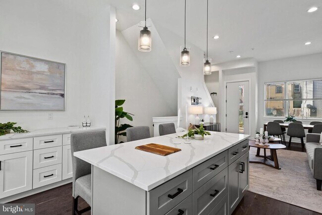 Foto del edificio - 2235 Hope St