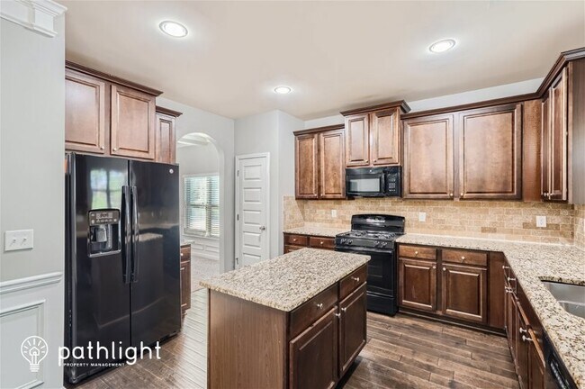 Foto del edificio - 3539 Lake End Dr