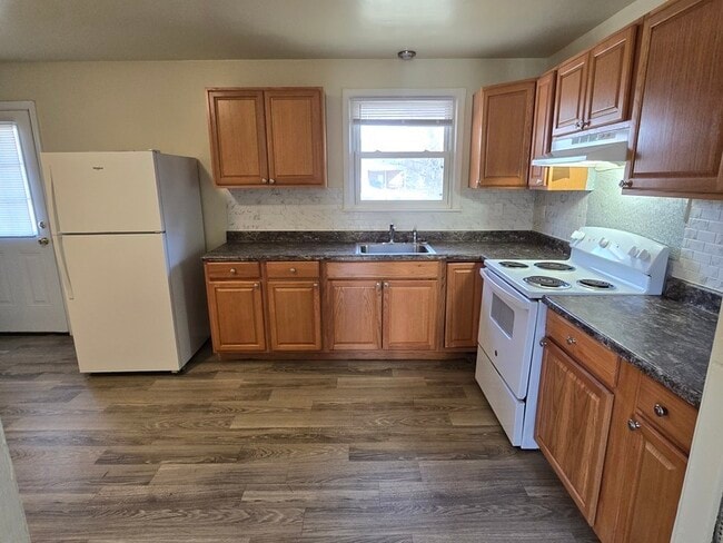 Foto del edificio - 3800 Walmsley Blvd