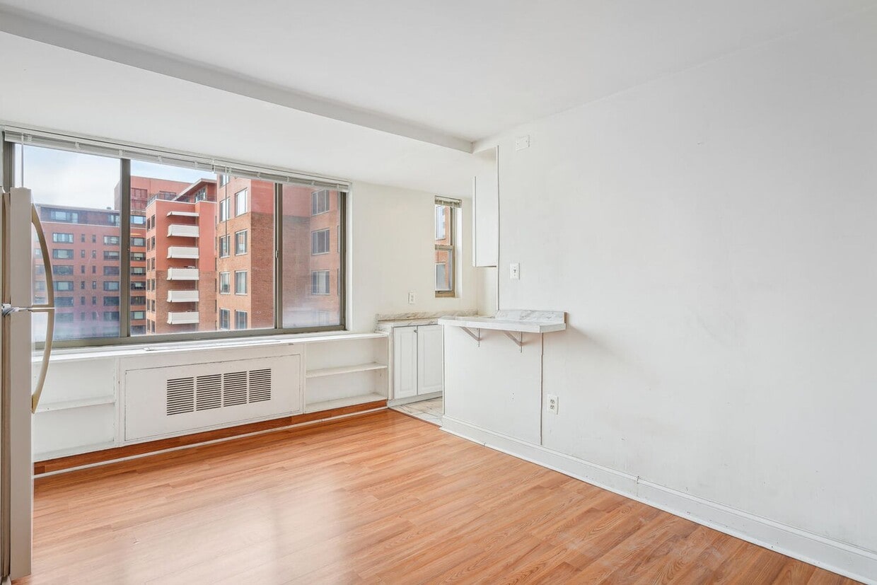 Charming & Bright Studio at River Place North - Charming & Bright Studio at River Place North