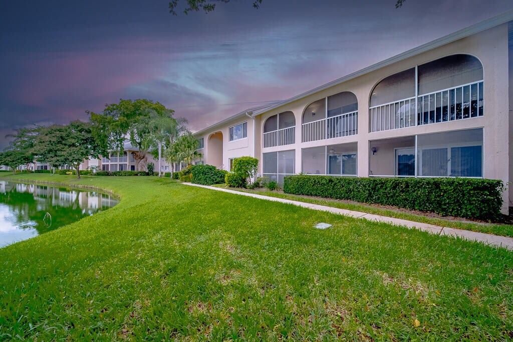 Primary Photo - 13810 Oneida Dr
