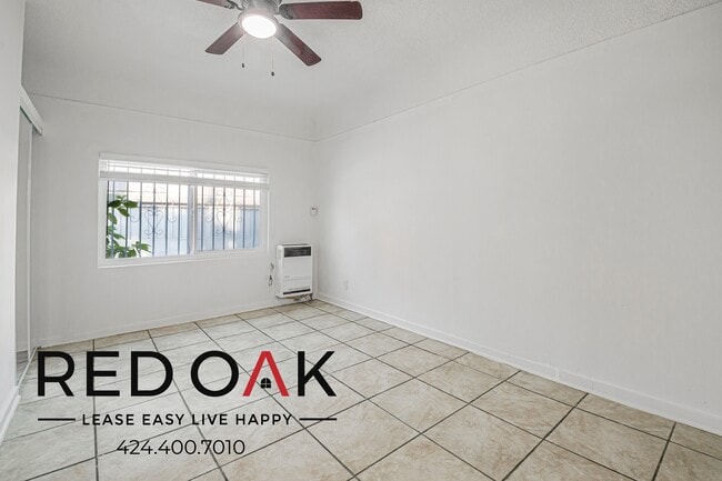 Building Photo - 7404 S Figueroa St