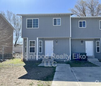 Building Photo - 1640 Winchester Dr