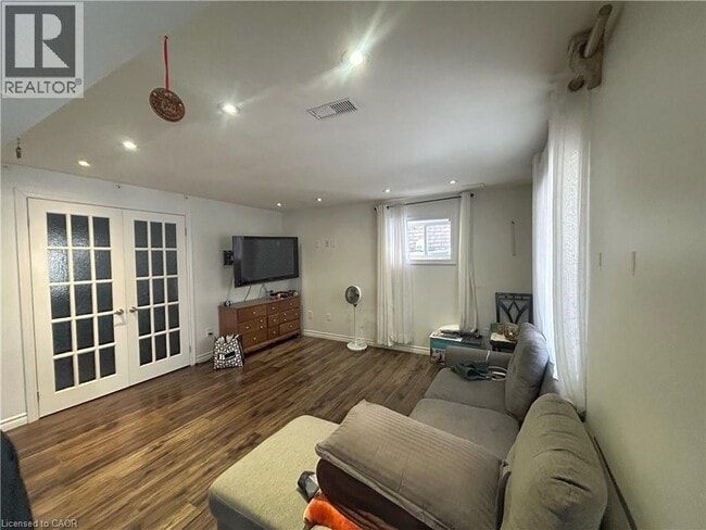 Building Photo - 921 Audrey Pl