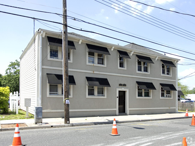 Foto del edificio - 208-212 Shrewsbury Ave