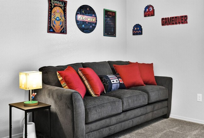 Foto del edificio - 17552 Aqua Springs Ave
