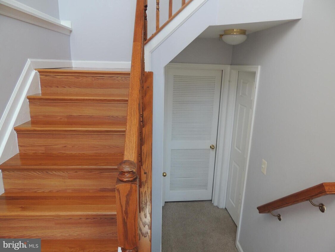 5055 Kemsley Ct, Rosedale, MD 21237 Townhome Rentals in Rosedale MD