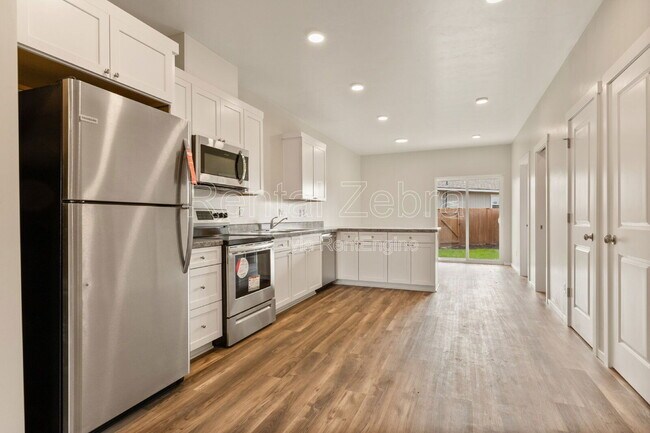 Foto del edificio - 1682 SW Salmon Ave