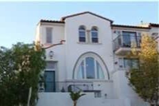 Front - 1742 Grand Ave