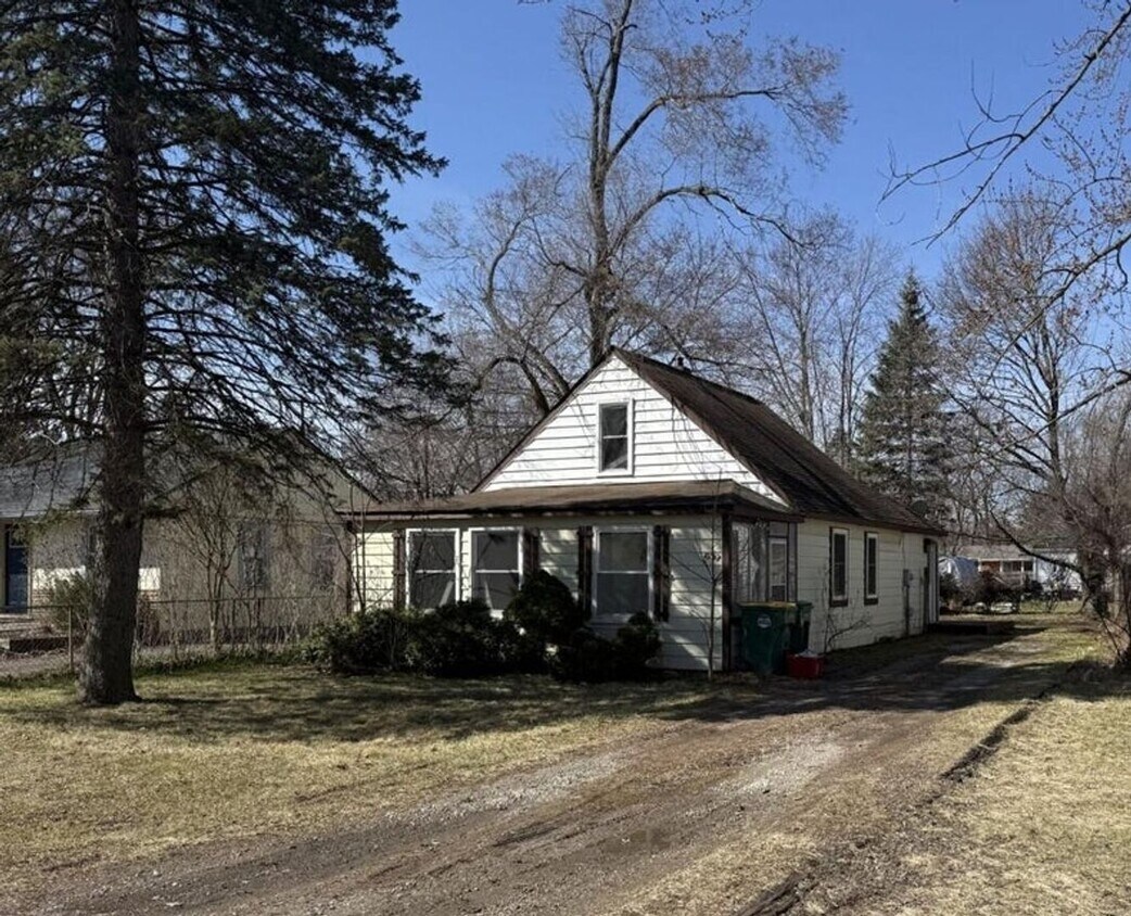 Foto principal - 633 Bagley Ave