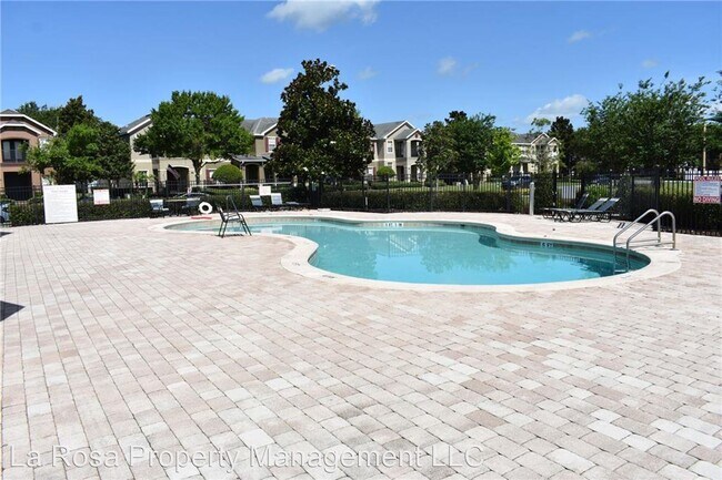 Building Photo - 2 br, 2.5 bath House - 12407 MOSSY OAK DR