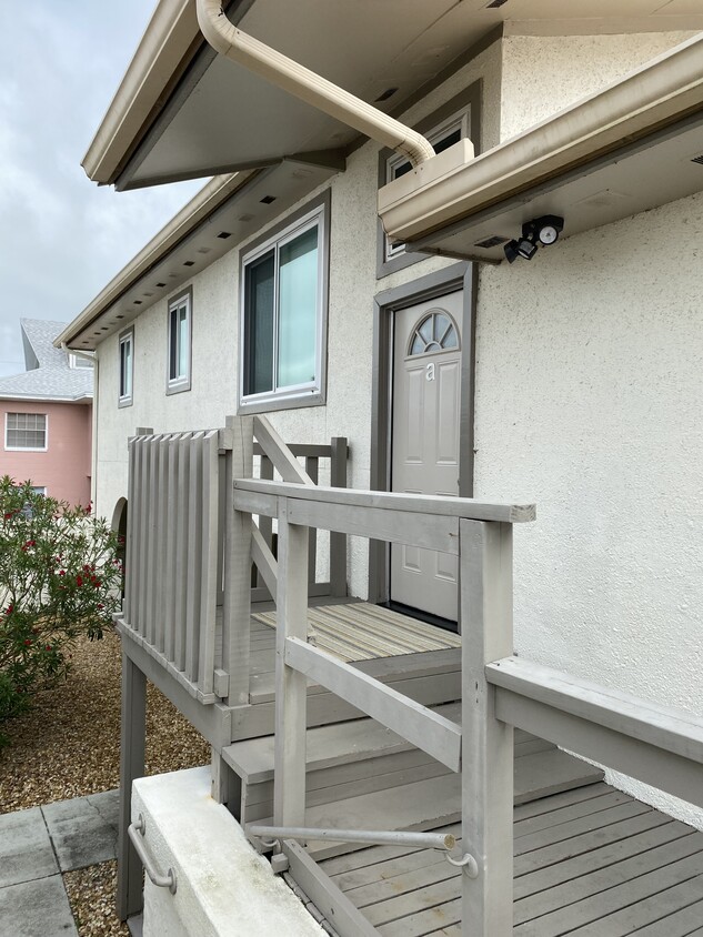 Foto principal - 338 Tarpon Ave