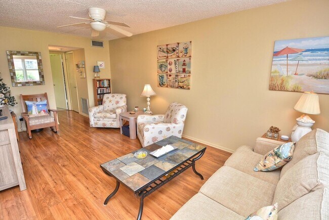 Foto del edificio - 1225 NW 21st St