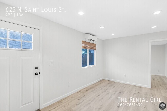 Building Photo - Charming Boyle Heights Duplex! | 2 Bedroom...