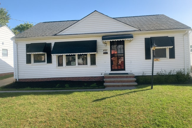 Building Photo - Charming 3-Bedroom Home for Rent in Cleveland